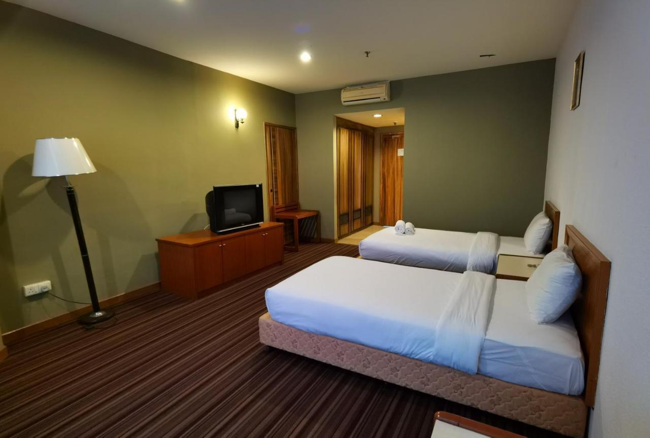 Folkmeldrum Hotel Johor Bahru Eksteriør billede