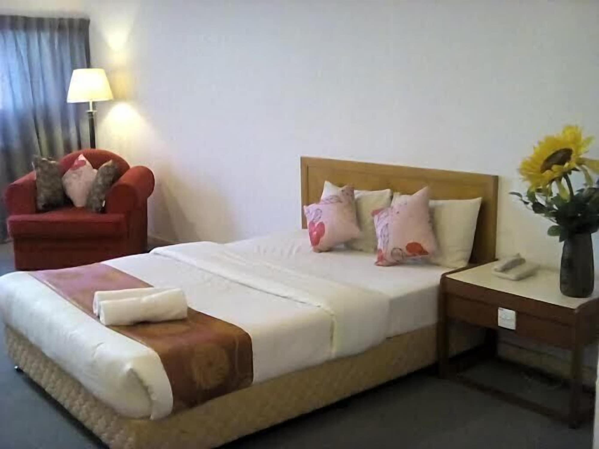 Folkmeldrum Hotel Johor Bahru Eksteriør billede