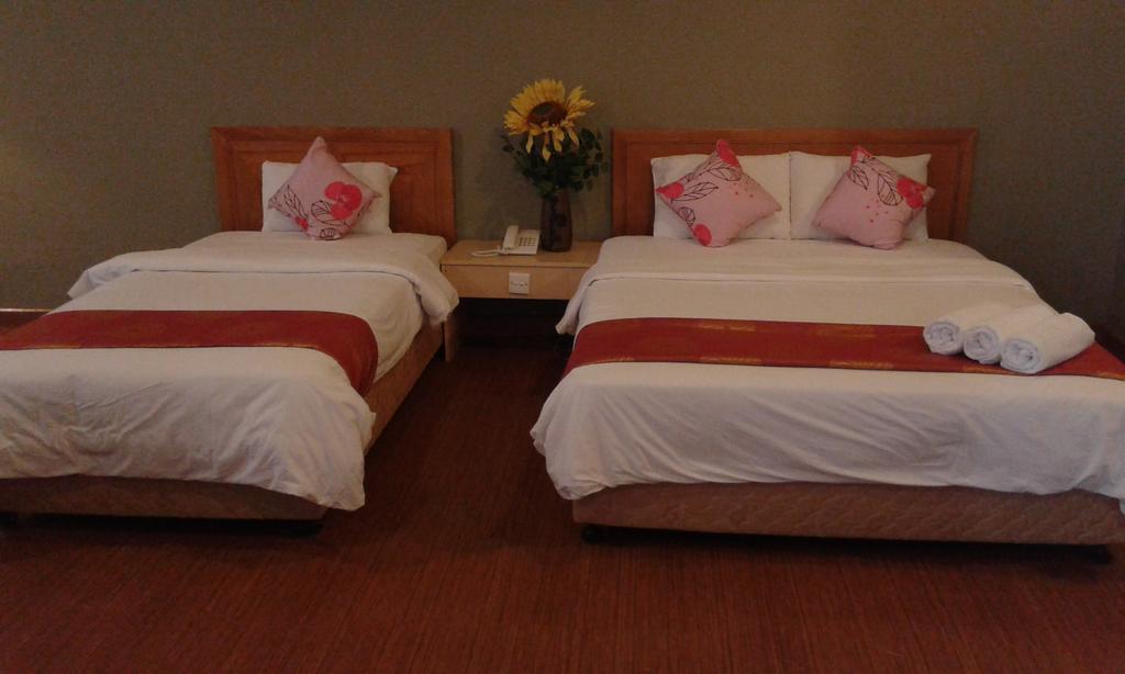 Folkmeldrum Hotel Johor Bahru Eksteriør billede
