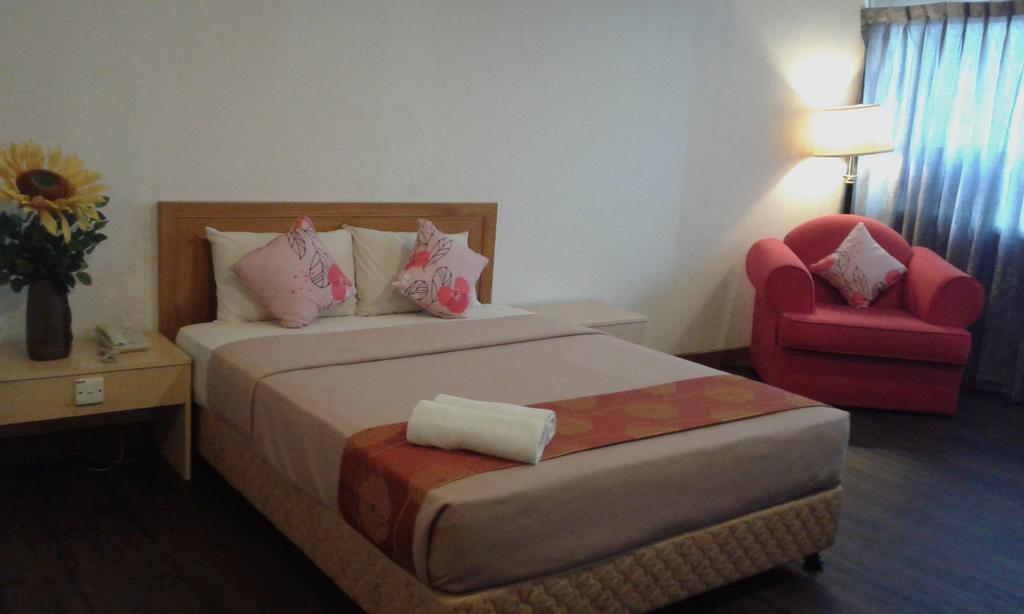 Folkmeldrum Hotel Johor Bahru Eksteriør billede